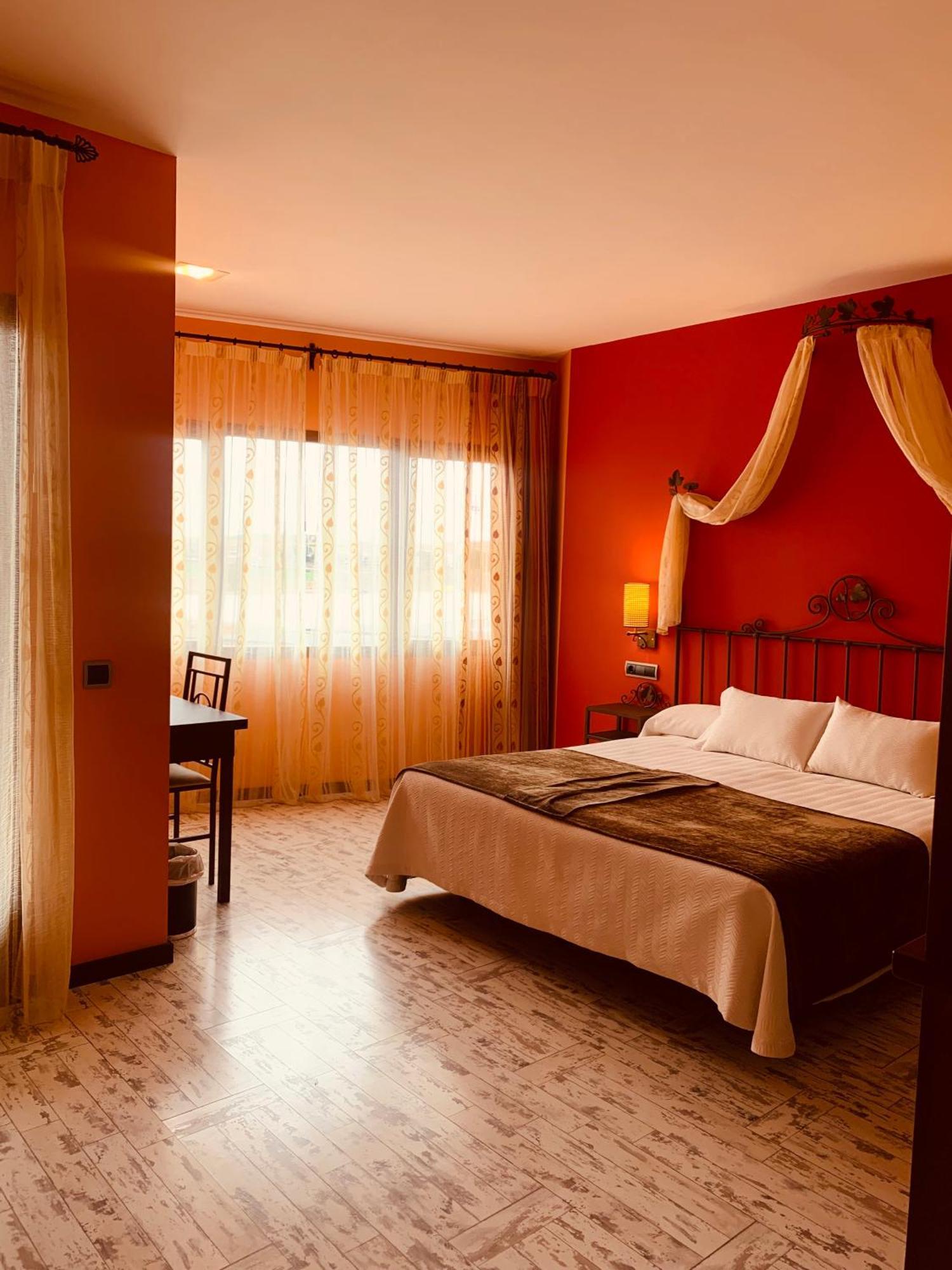 Hotel Moya Honrubia Buitenkant foto